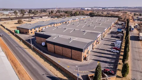 34 Rd 5, Brentwood Park